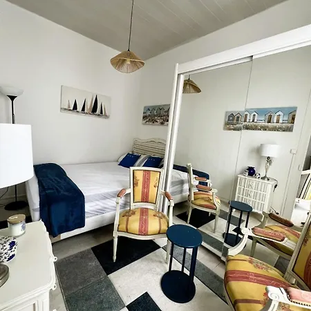 Apartment Les Bleus D'albatre *